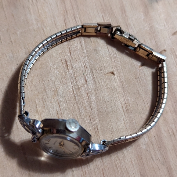 (997)VINTAGE Caravelle Ladies Automátic Watch by Bulova 10K Gold Plated… - Picture 7 of 16